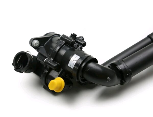 WhatsApp Image 2026-05-11 at 10.42.20 PM (2) Mercedes-Benz Engine Coolant Thermostat Assembly 2742000615