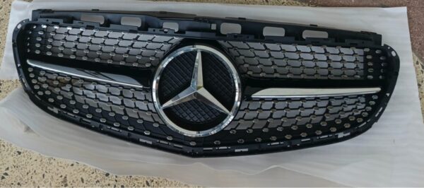 Mercedes-Benz W212 Facelift Diamond Front Grille 2013–2016