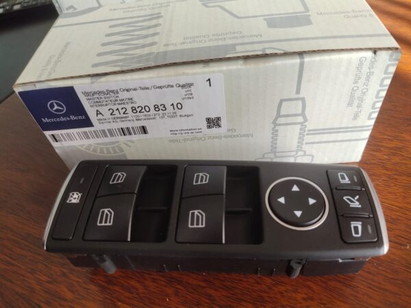 WhatsApp Image 2026-08-07 at 11.41.32 PM Mercedes-Benz Main Window Group Switch for W204 W212 W166 – New