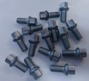 WhatsApp Image 2026-08-12 at 8.31.17 PM Mercedes-Benz Wheel Lug Nut Bolts 5-Piece Set for W204 W211 W212 R230 E-Class SL & CLS