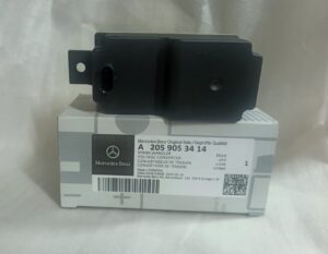 WhatsApp Image 2026-08-29 at 9.34.42 PM Genuine Mercedes-Benz Voltage Converter Module A2059053414